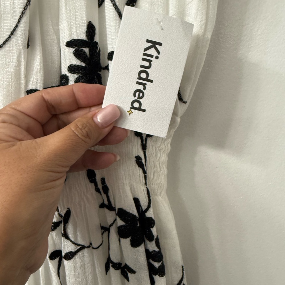 Anthropology x Kindred Elegant Embroidered White and Black Floral Dress - Picture 5 of 6